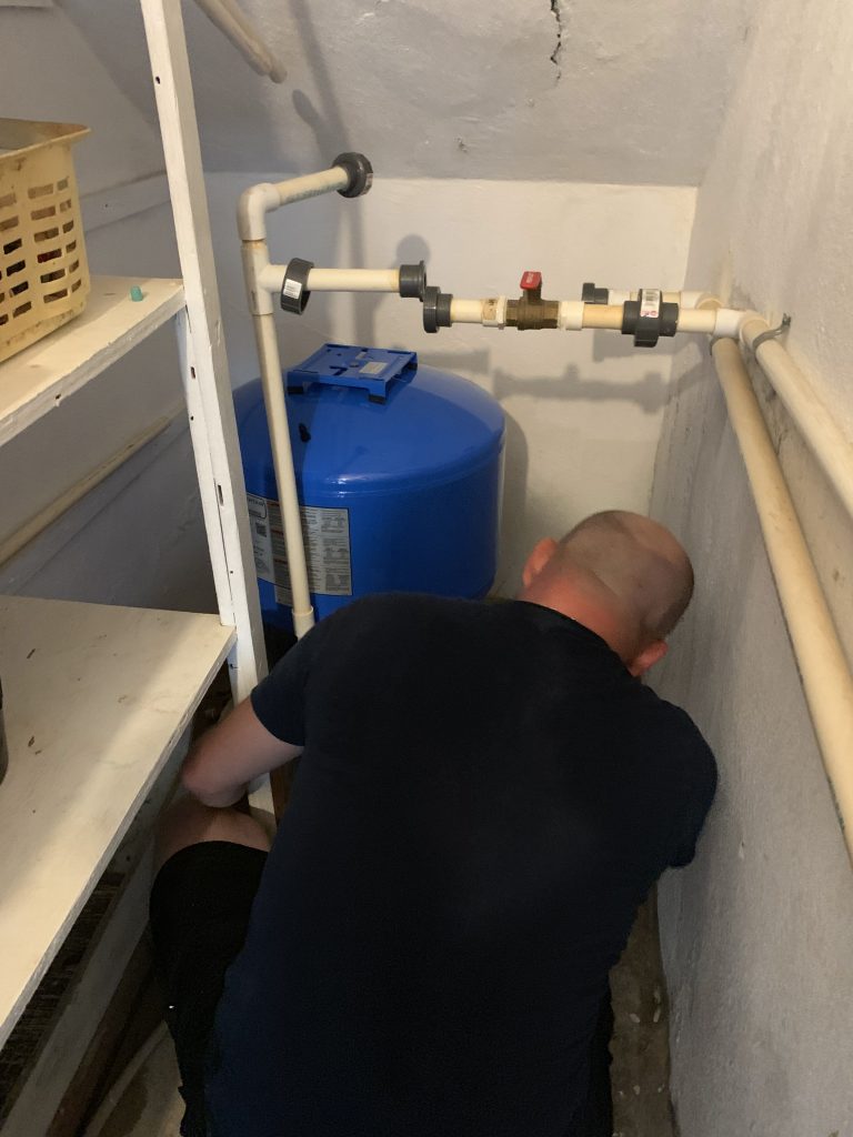 Installing New Water Pressure Tank